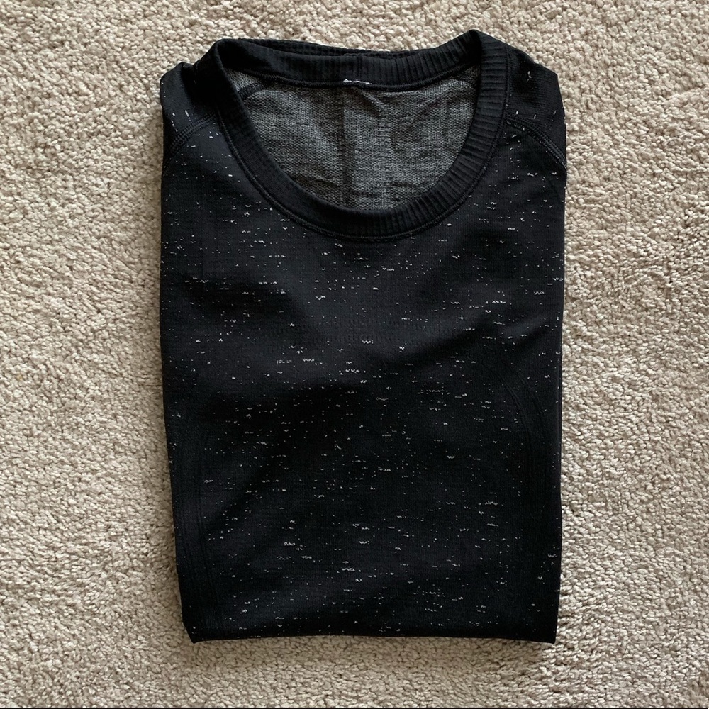 Women’s Lululemon Swiftly Tech Long Sleeve Crew